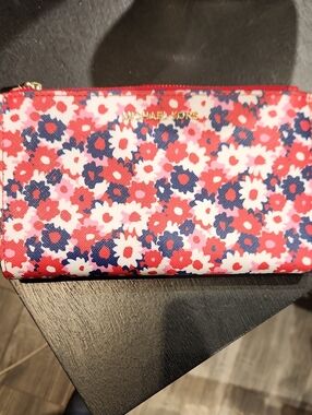Michael Kors Pink Red Floral Zip-Around Wallet with Navy Accents 7 1/4" X 4 1/4"